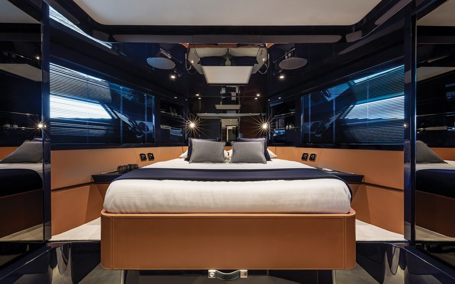 Riva-dolceriva-yacht-test-cabin