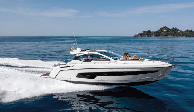 azimut-atlantis-45-yacht-review-running-shot