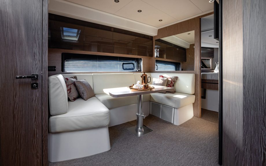 azimut-atlantis-45-yacht-review-saloon