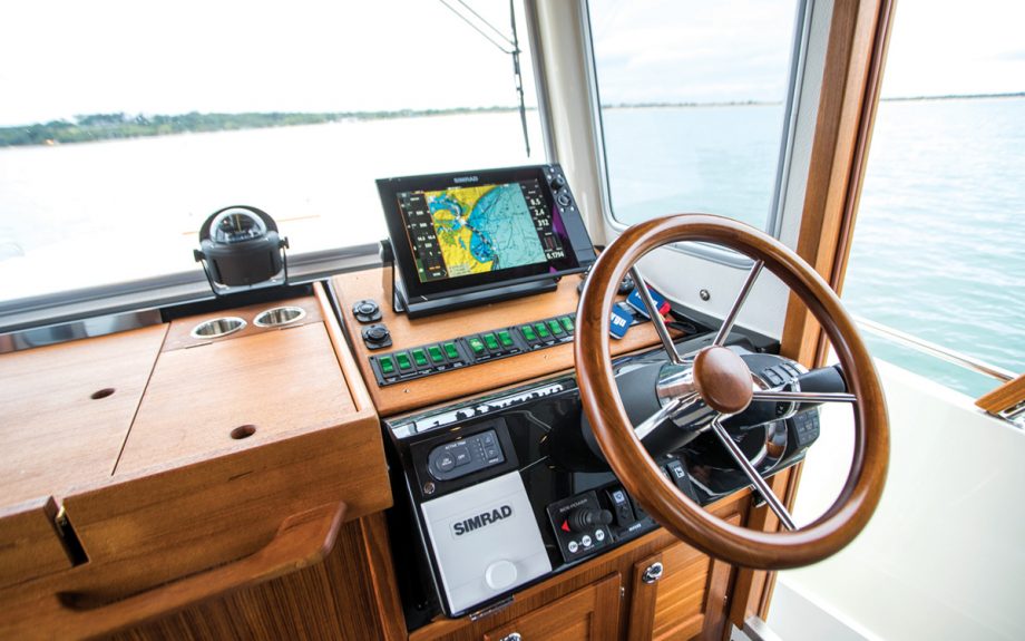 botnia-targa-25-1-outboard-powered-boat-review-helm-credit-richard-langdon