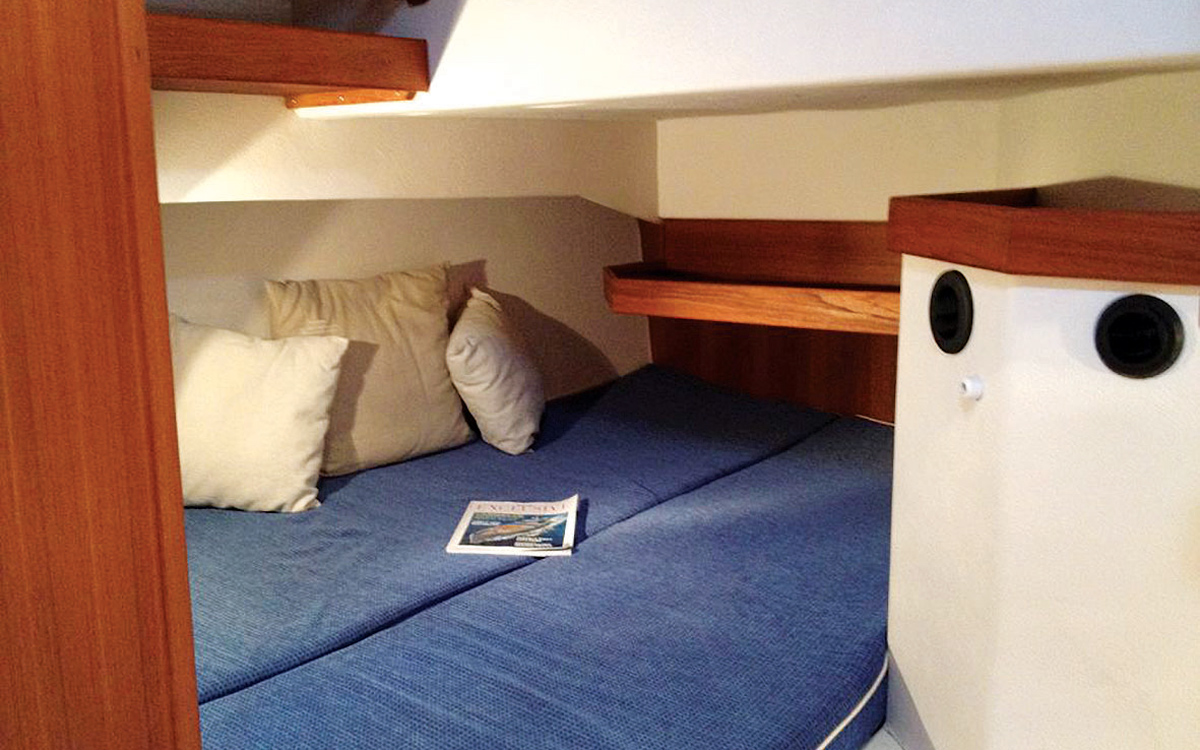 secondhand-buyers-guide-all-weather-boat-botnia-targa-31-mid-cabin