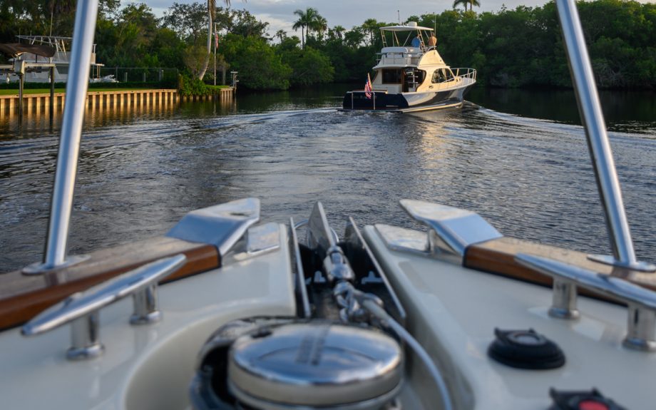 Palm-Beach-50-fly-yacht-review-prow