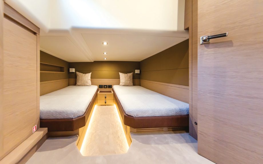 Pardo-50-yacht-review-guest-cabin