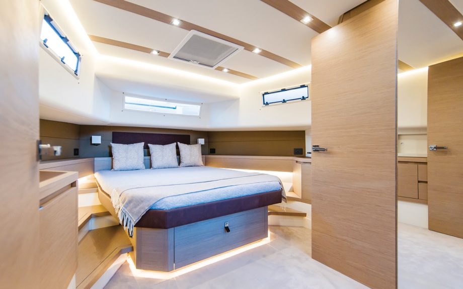 Pardo-50-yacht-review-owners-cabin