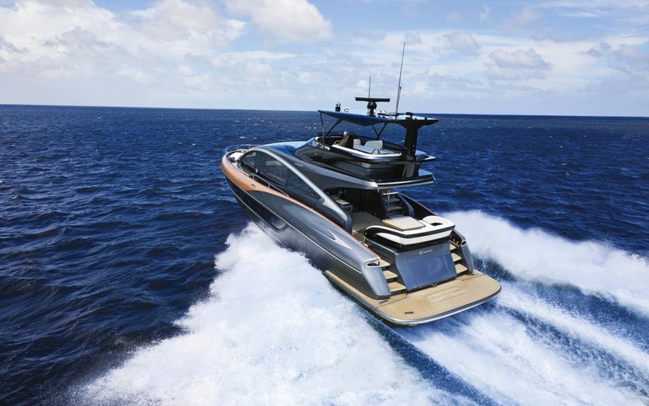 lexus-yacht-review-LY650-aft-running-shot