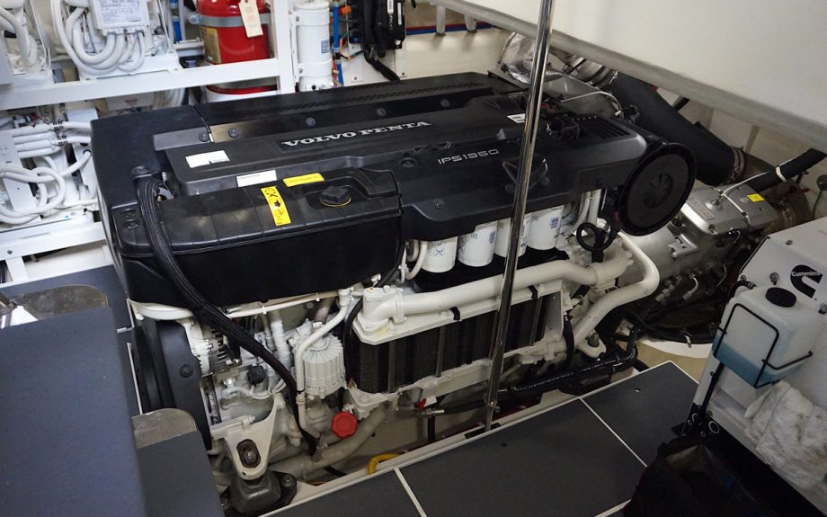 lexus-yacht-review-LY650-engine-room