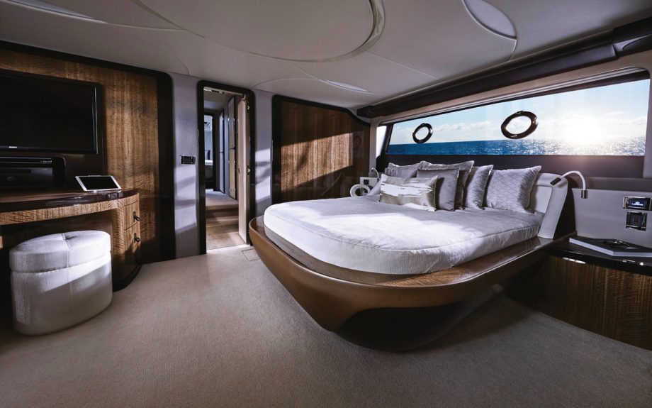 lexus-yacht-review-LY650-master-cabin