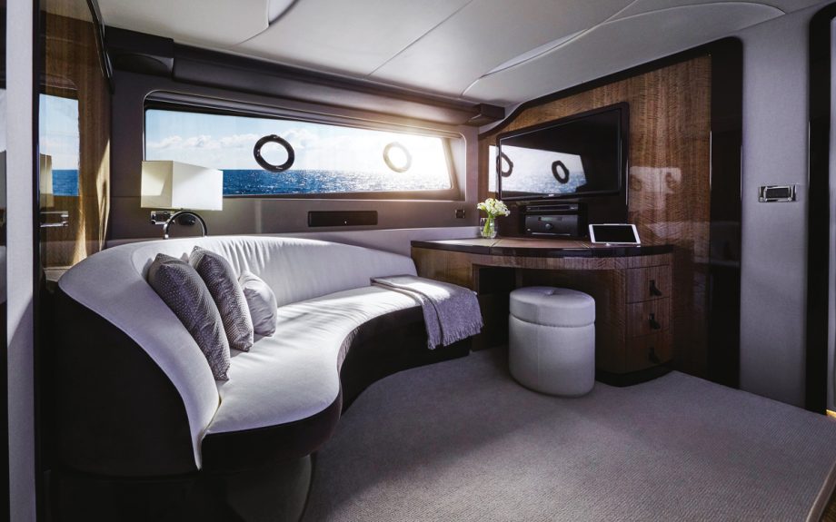 lexus-yacht-review-LY650-master-suite
