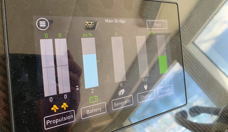 silent-yachts-55-electric-catamaran-digital-management-system-credit-jack-haines