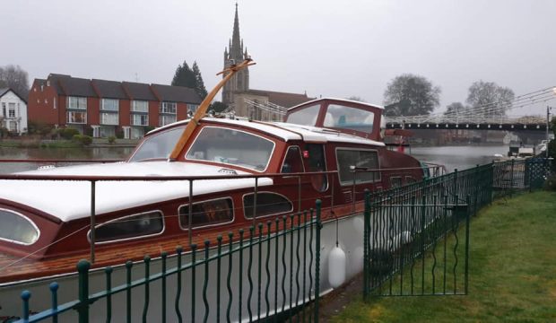 chris-evans-boat-star-craft-45-sun-star-exterior-credit-facebook-virgin-radio-uk