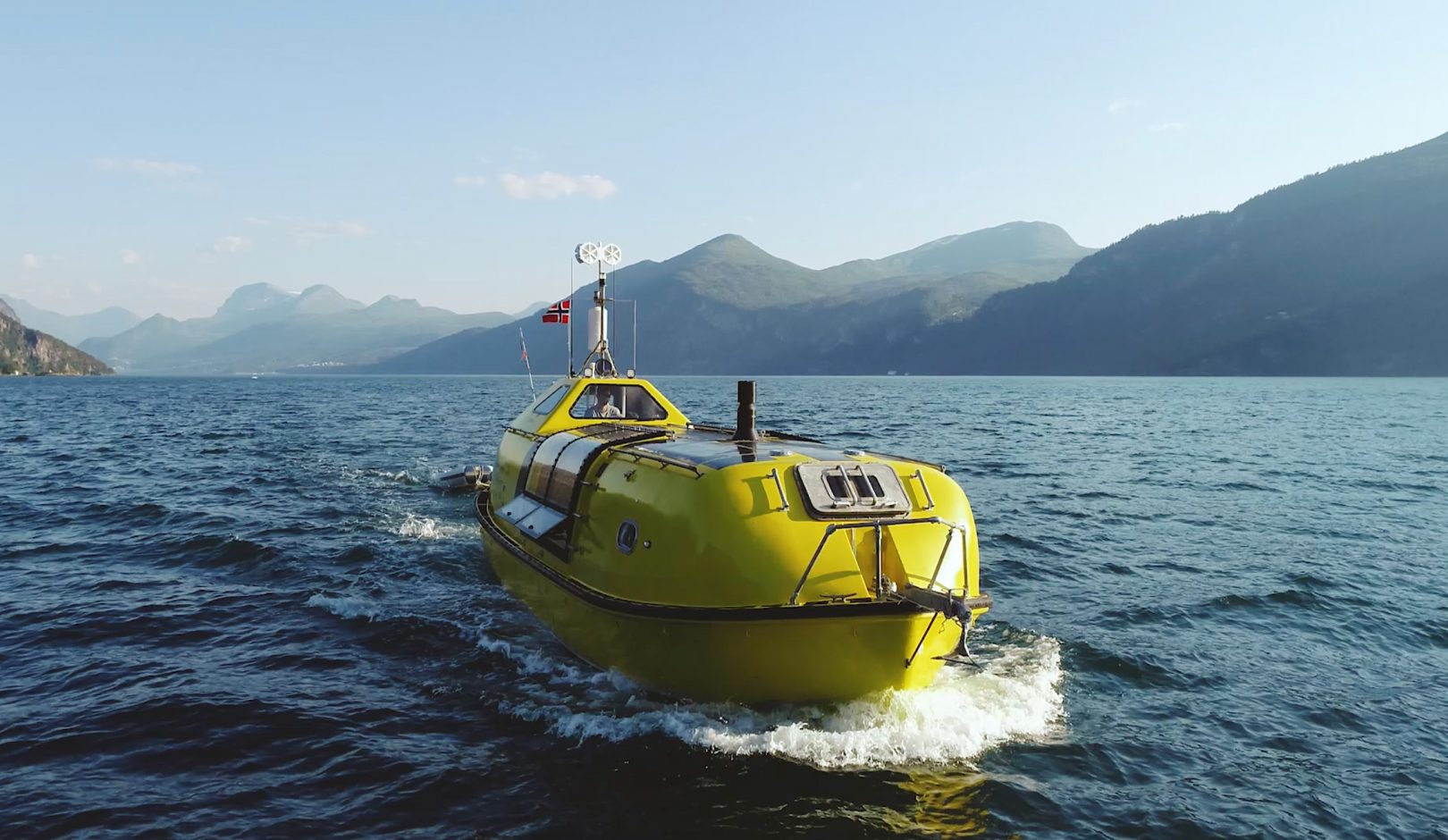 St dig The Converted Lifeboat That s Cruising The West Coast Of Norway LaptrinhX News