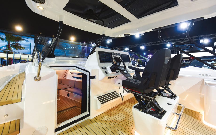 Gulf-Craft-Oryx-379-boat-test-drive-review-side-deck-credit-richard-langdon