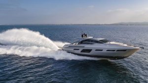 Pershing-7x-yacht-tour