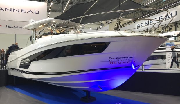 Jeanneau-cap-camarat-12.5wa-new-yachts-exterior