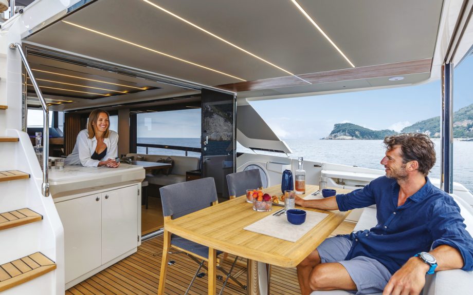 absolute-navetta-68-yacht-test-review-cockpit