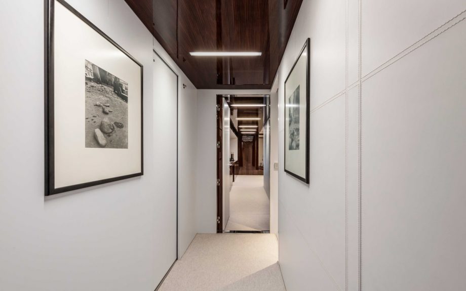 riva-110-dolcevita-yacht-review-lower-deck