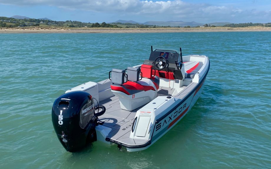 saxdor-scooter-200-sport-aft-view