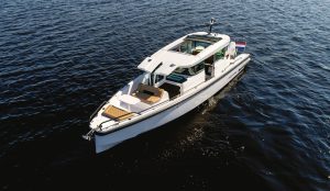 axopar-37-yacht-2020-version-review-aerial-view