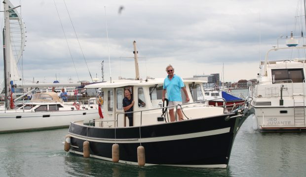 cruising-around-Britain-rhea-850-padstow-to-gosport-arriving-credit-nigel-boutwood