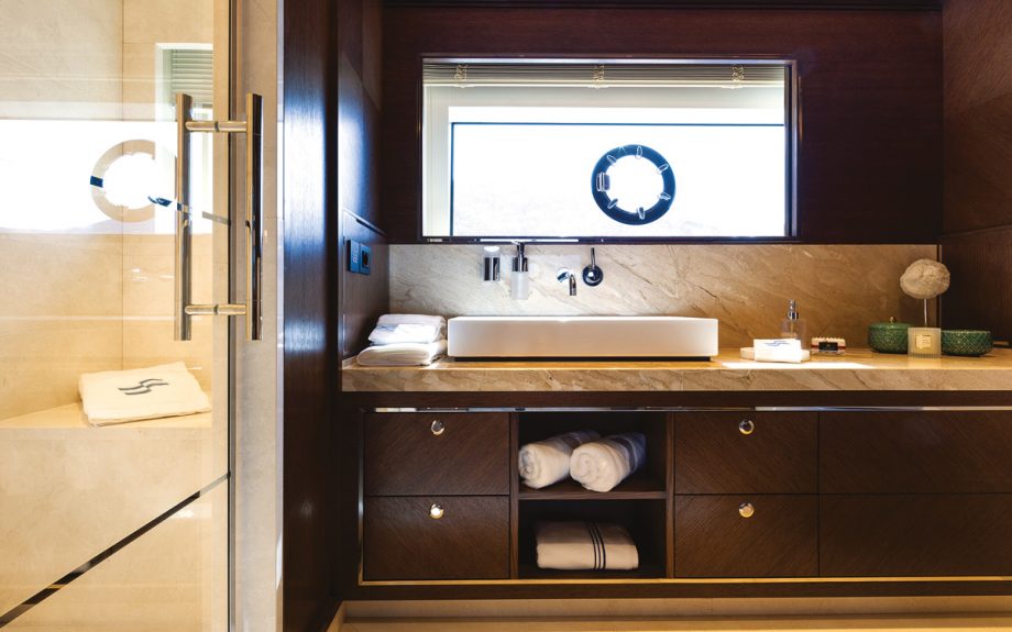 Sirena-88-yacht-review-VIP-en-suite-credit-Jeff-Brown