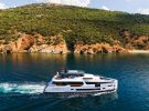 Sirena-88-yacht-review-running-shot-credit-Jeff-Brown