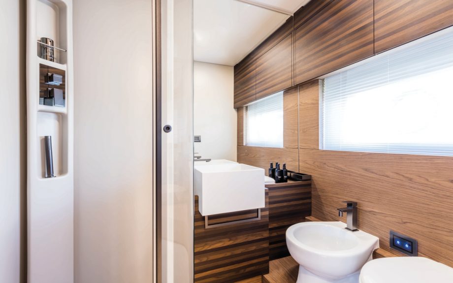 ferretti-670-yacht-review-guest-bathroom