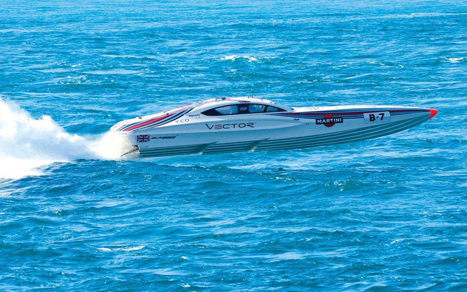 Top 10 powerboat racing icons that helped make boating what it is today