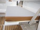Beneteau-Flyer-7-sundeck-boat-test-cockpit-detail