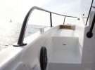 Beneteau-Flyer-7-sundeck-boat-test-side-deck