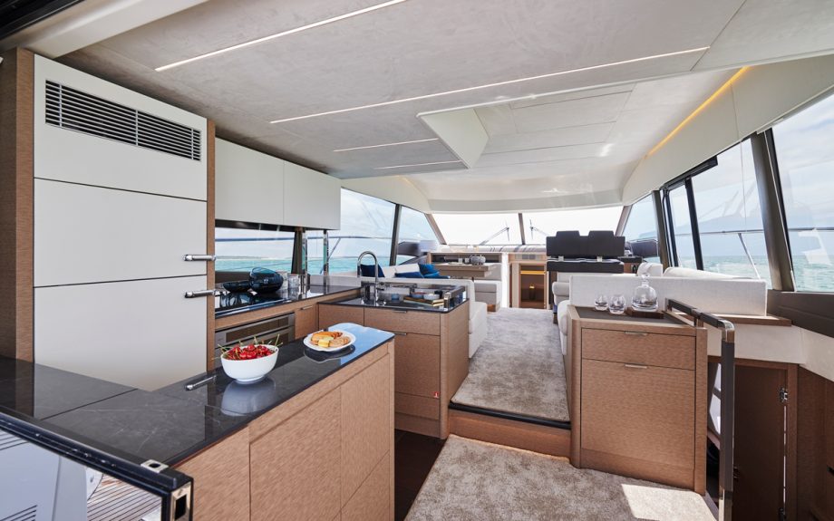 prestige-590-new-yachts-galley-credit-Jean-Jacques-Bernier
