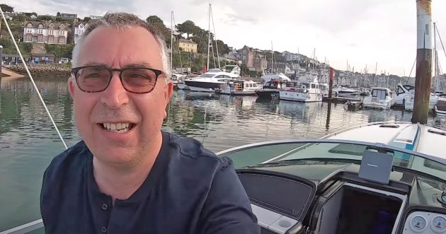 Formula 419 SR-I test drive: Behind the wheel of a classic powerboat