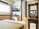 absolute-47-fly-boat-test-yacht-review-cabin-bureau