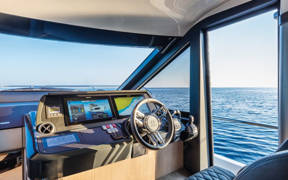 absolute-47-fly-boat-test-yacht-review-lower-helm