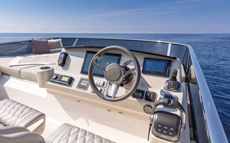 absolute-47-fly-boat-test-yacht-review-upper-helm