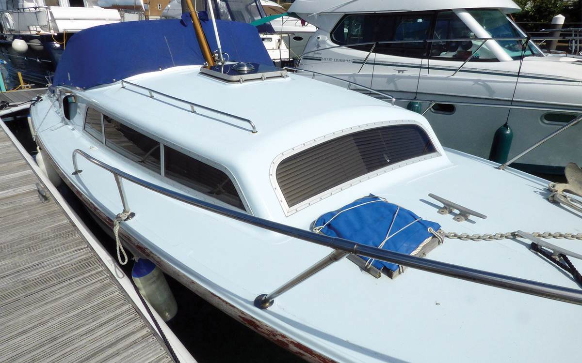 secondhand-buyers-guide-best-boats-for-sale-under-80000-fairey-spearfish-exterior