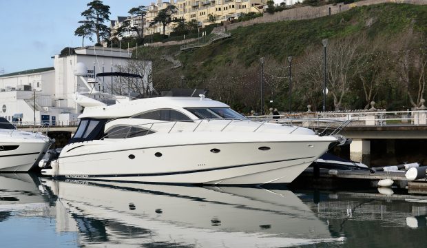 sunseeker-manhattan-56-used-boat-report-video-hero