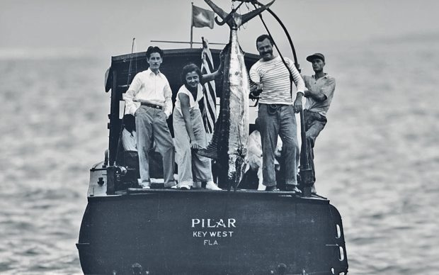 hemingway-boat-pilar-transom-yacht-definitions