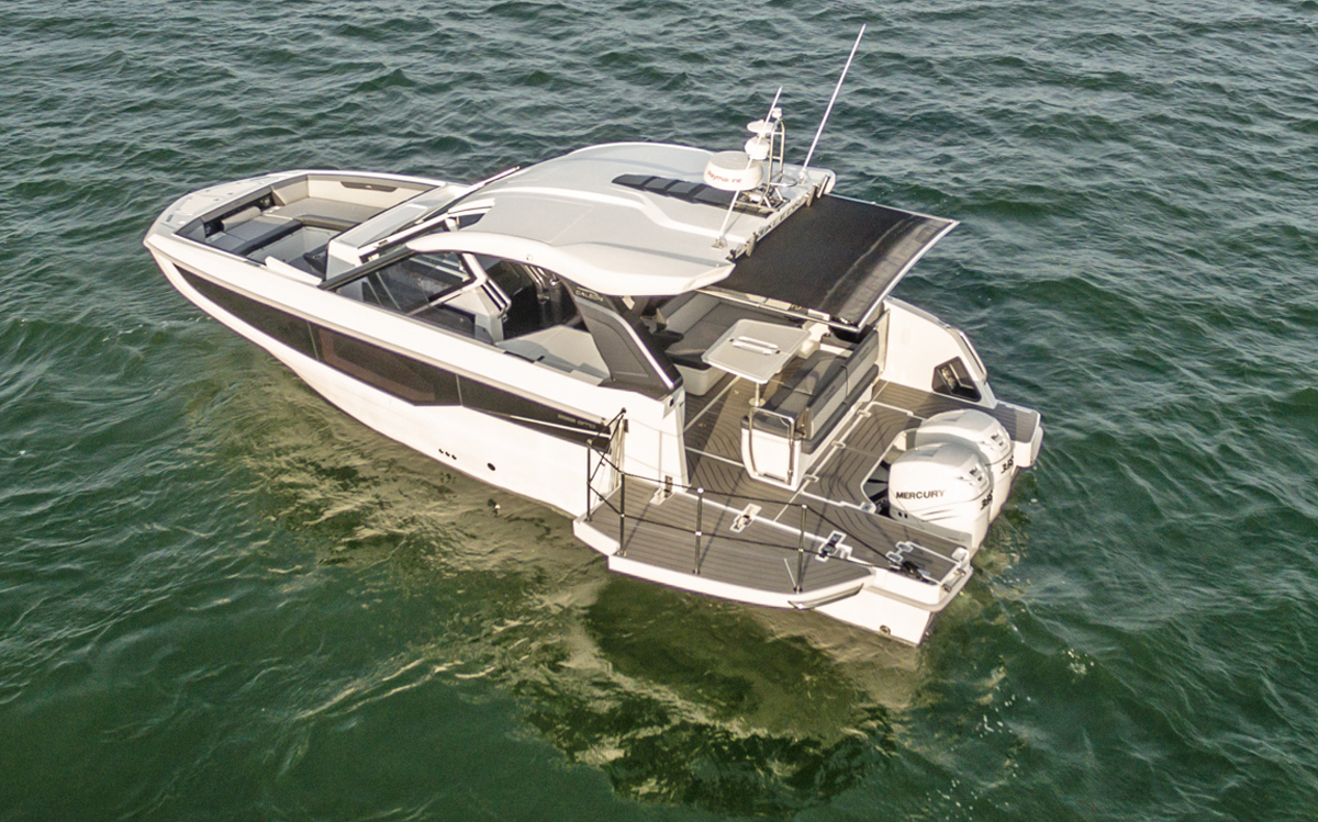 Galeon 325 GTO yacht tour: Inside an ultra-lux £350k outboard sportsboat