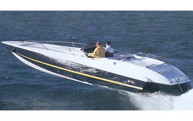 Sunseeker-XS2000-review-in-action-credit-Lester-McCarthy
