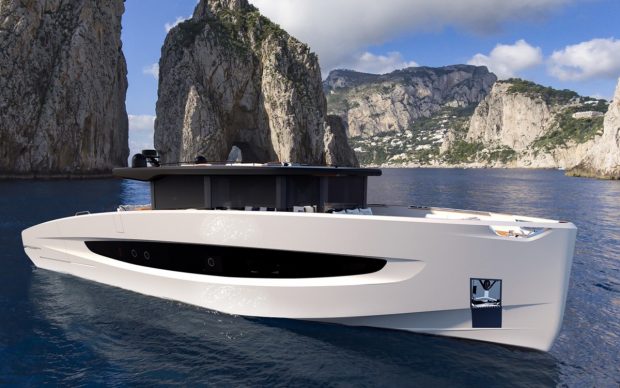Evo-Yachts-Evo-V8-exterior-cannes-yachting-festival-2021