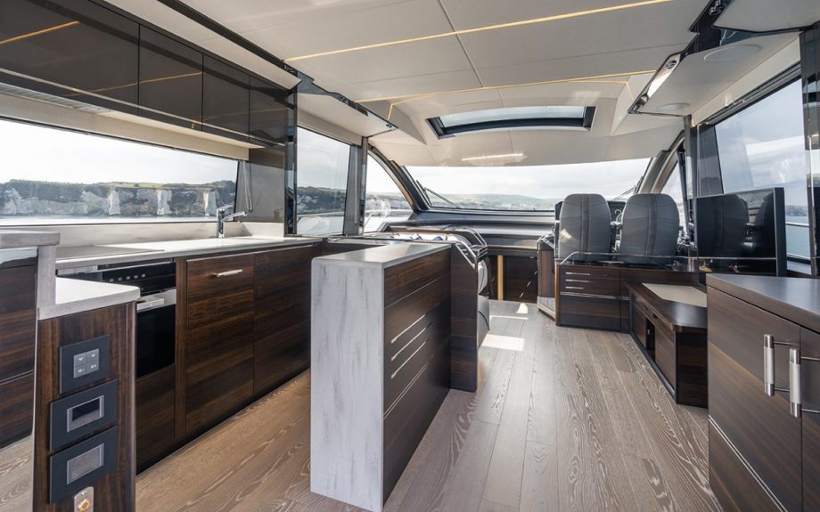 sunseeker-65-sport-yacht-southampton-boat-show-2021-galley