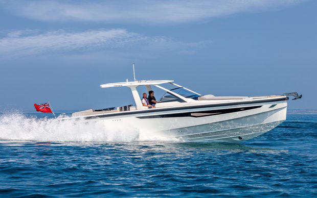 windy-sr44-test-drive-review-video-credit-berthon-harry-shutler