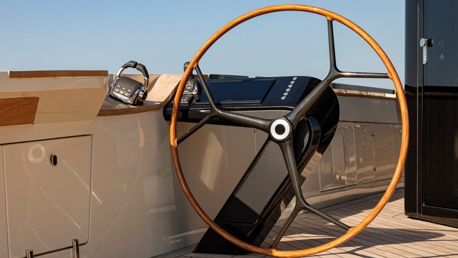 evo-v8-yacht-review-helm