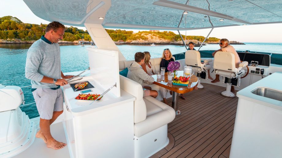 grand-banks-gb54-test-drive-review-flybridge