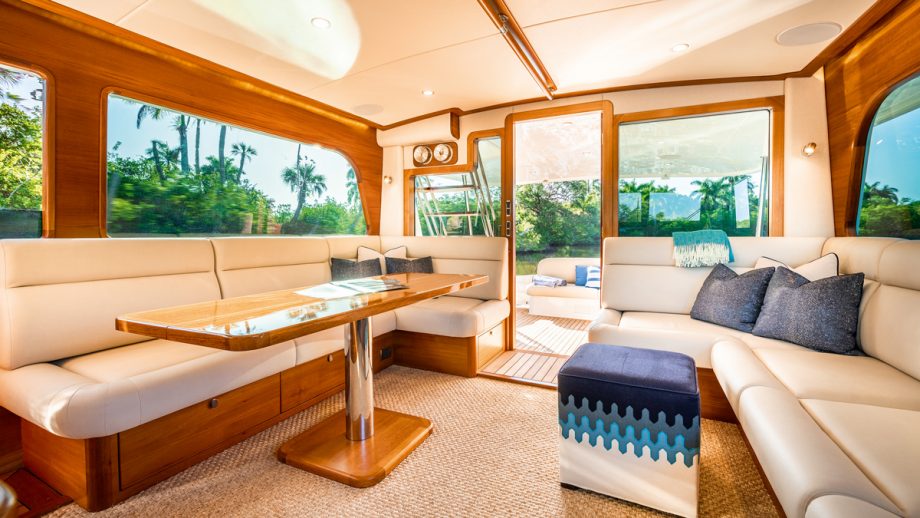 grand-banks-gb54-test-drive-review-lounge