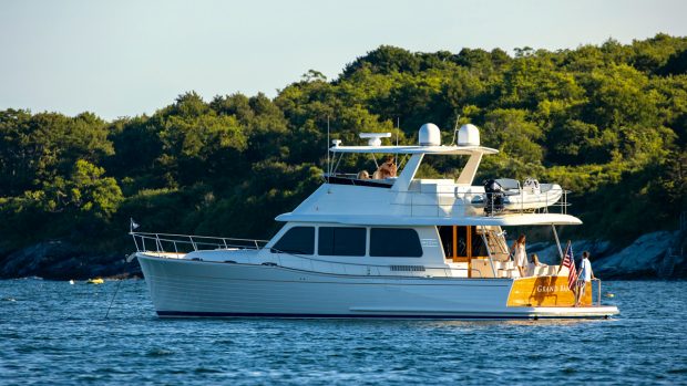 grand-banks-gb54-test-drive-review-side-view