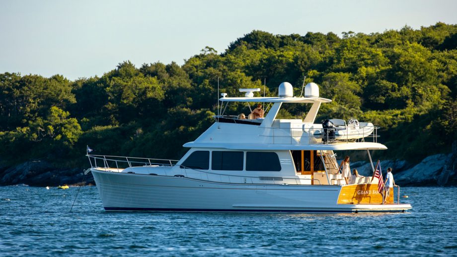 grand-banks-gb54-test-drive-review-side-view