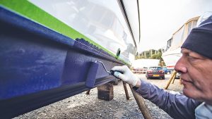 how-to-antifoul-your-boat