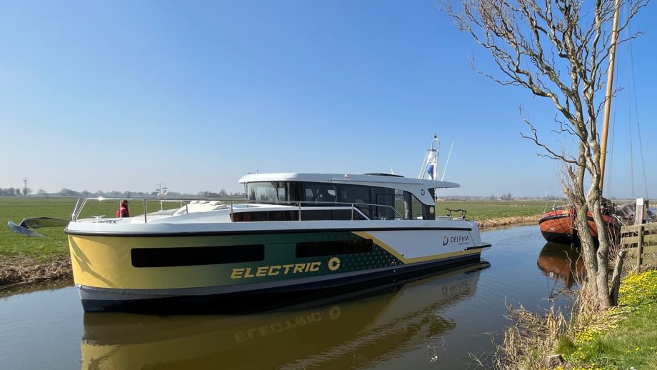 delphia-11-electric-boat-river-test-MBY274.news.037