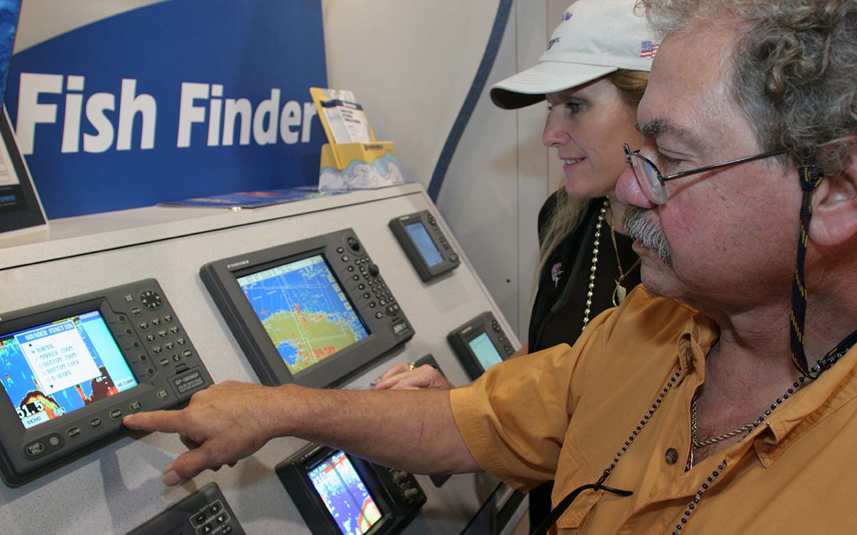 Best fish finders: 6 all-around favorites - Motor Boat & Yachting - Vimarsana News